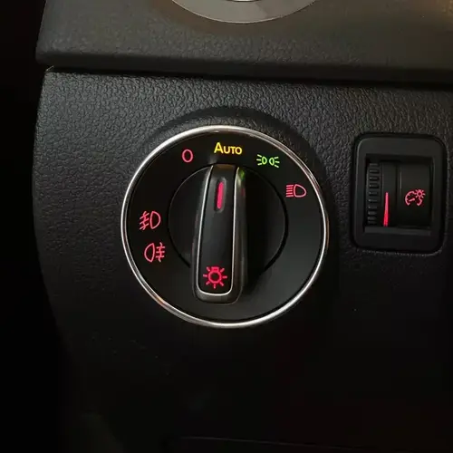 Car Headlight Switch Decorative Frame Trim Ring Sticker Fit for Volkswagen VW Golf Jett MK5 MK6 Passat B6 B7 CC Touran Tiguan - Image 2