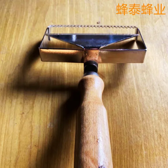 1Db Méhészeti Berendezés Apicultura Apikulture1Pcs Z Alakú Fa Fogantyú Mézvágó - Image 4