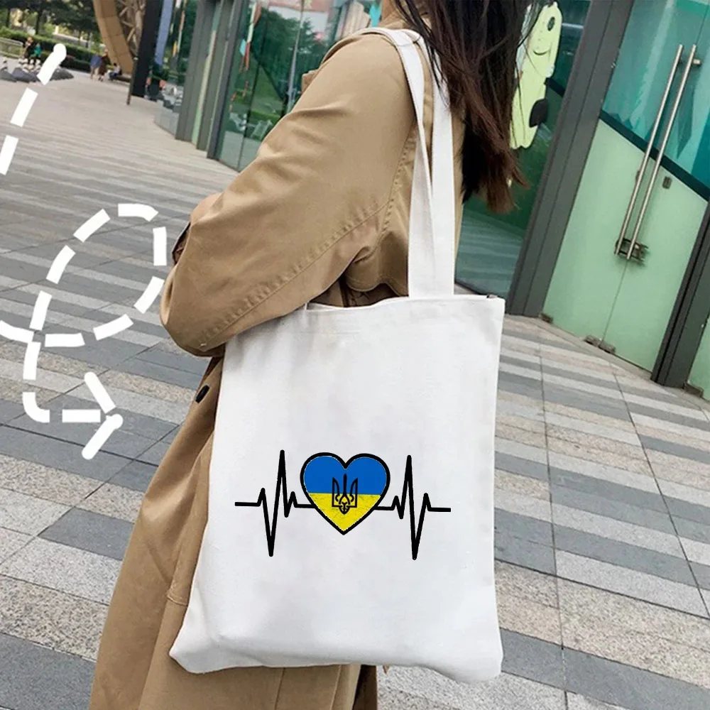 

Сердце украинский флаг карта Украины герб оружия украинский патриотический подарок Женская холщовая Фотосумка сумка для покупок на плечо