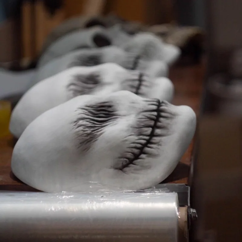 Horror Slender Faceless Mask Cosplay Skull Monster Demon Killer Latex Helmet Halloween Carnival Purim Party Costume Props