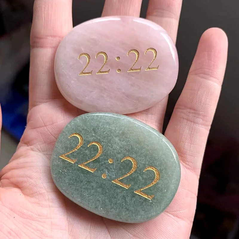Natural Pink Rose Aventurine Palm Stone Carved Double 22 Lucky Number Palmstone Spiritual Healing Wish Stone Crystals Crafts 1pc 5