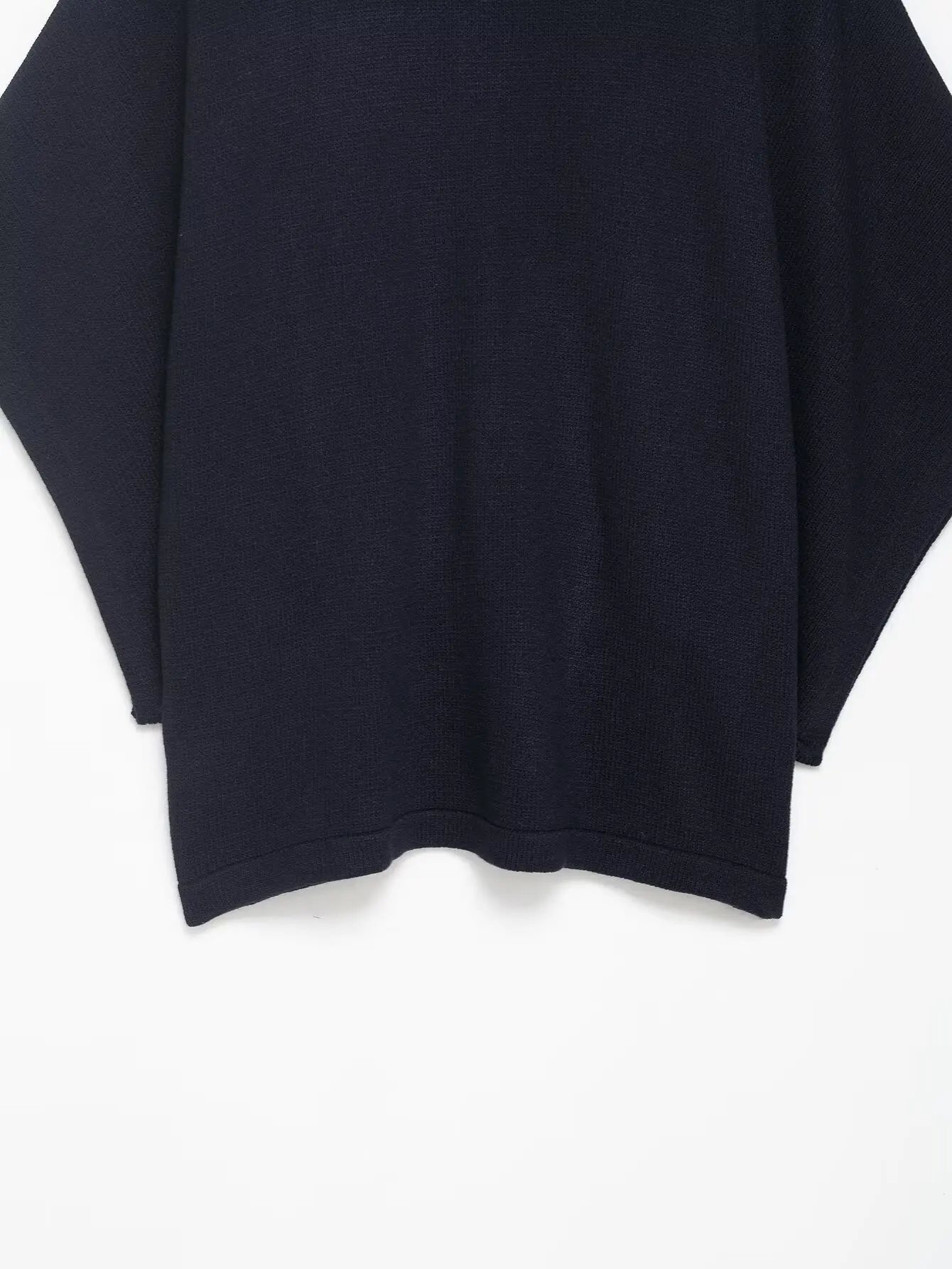 Woman's Knit Sweater Loose O-Neck Solid Color Wide Bat Sleeve Cropped Sweater Minimalist Autumn Female Pullover Sweater Top