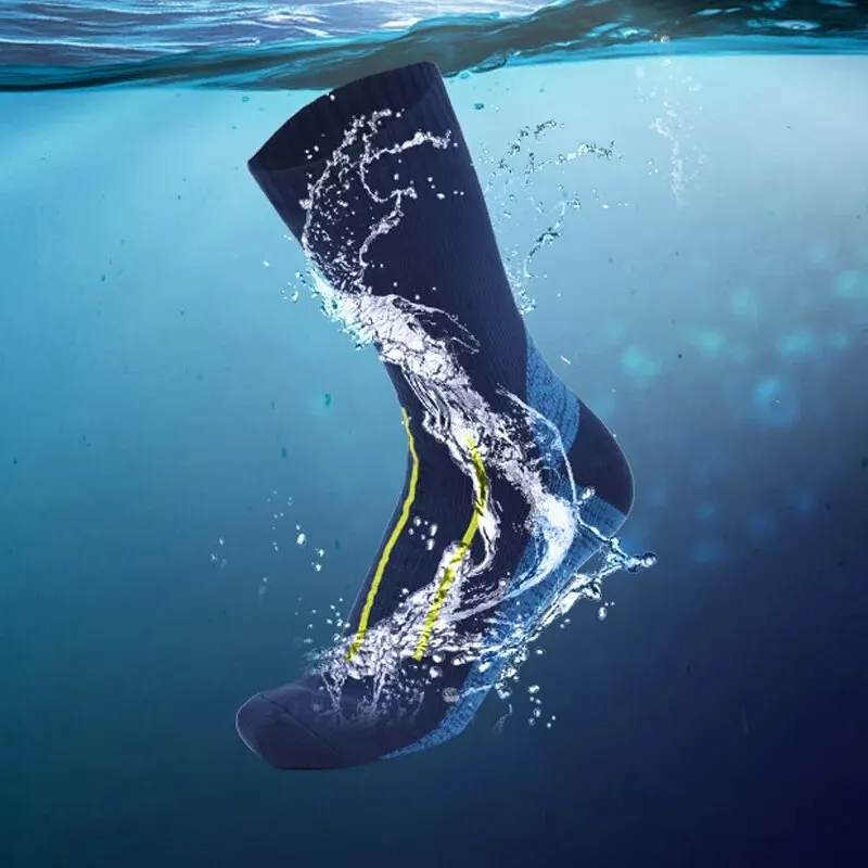 Outdoor Waterproof Socks for Men and Women - Easy Fishing Tackle