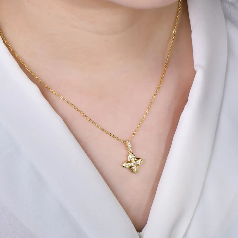 OXTAO Runde Moissanit-Halskette mit vierblättriger Blume für Damen, Kleeblatt-Anhänger-Halskette, Hochzeit, Party, Schmuck, 14 Karat Gold gefüllte Kette – Detail 11