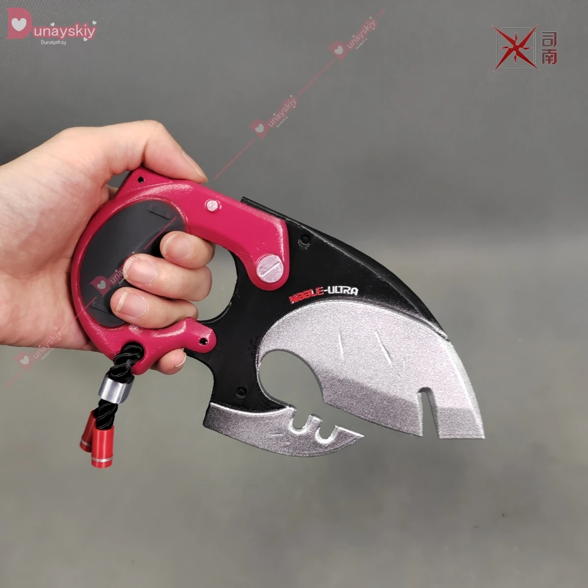 Anime ZZZ Cosplay Jane Doe Prop Weapon Cosplay Halloween Party 15*11CM Comic-Con Combat Prop Jane Doe Zenless Zone Zero Weapon 1