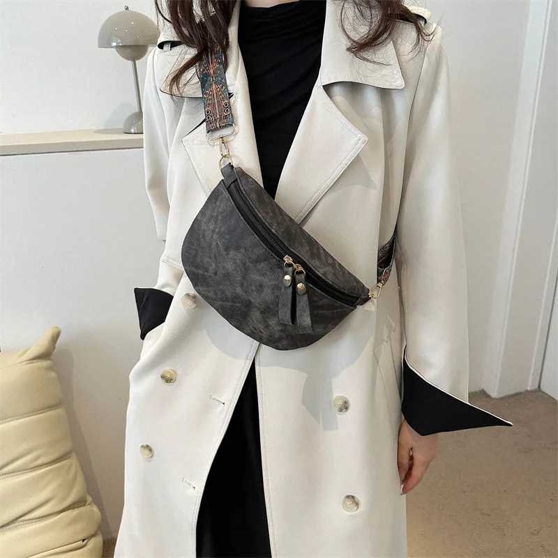 Women Stylish Crossbody Bag with Wide Strap Vintage Chest Bag PU Leather Fashion Sling Bag Female Daily Dating Bag