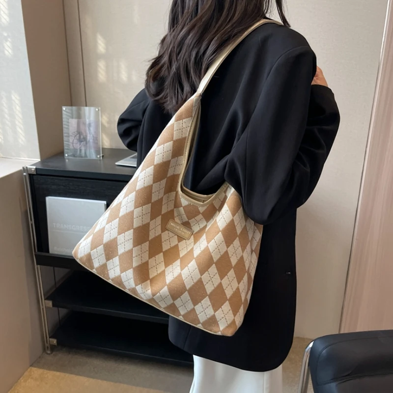 

Women Summer Rhombus Shoulder Bags High Quality Nylon Commuter Tote Bag Ladies' Large Capacity Diamond Lattice Shopping Handbags