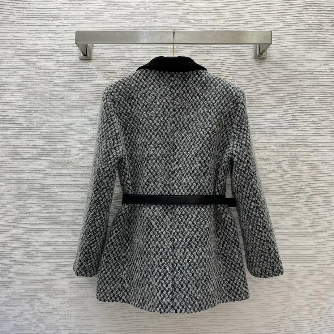 

2024 New Contrasting Color Patchwork Woolen Suit Jacket - Winter Fashion