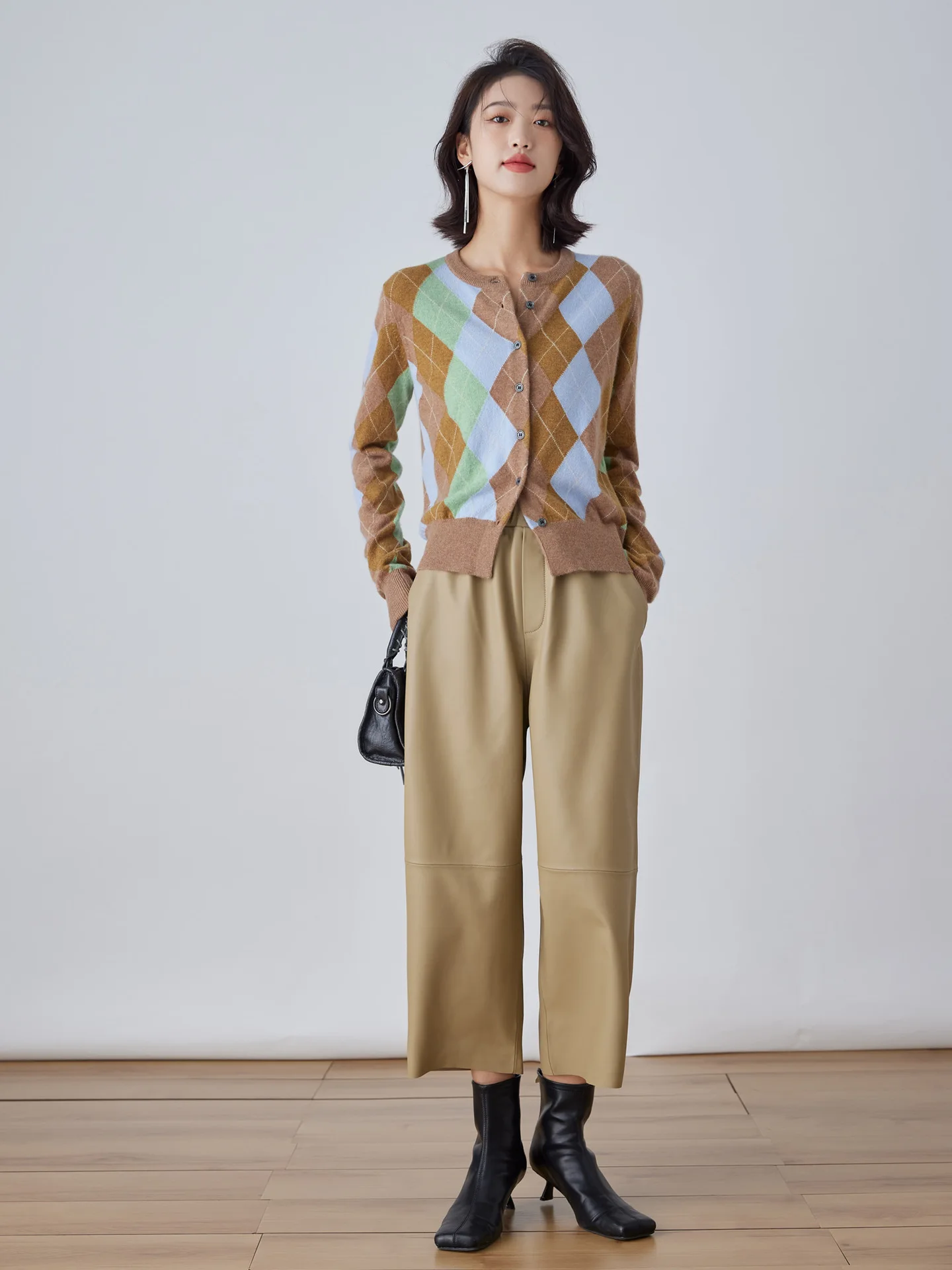 2023 Women New Genuine Sheepskin Leather Pants Elastic Waist Real LeatherWide Leg Harem Pants E47
