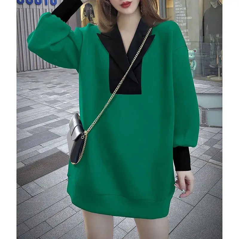 2023 New Autumn and Winter Fashion Simple Polo Collar Panel Contrast Color Plush Thickened Casual Loose Versatile Long Sweater
