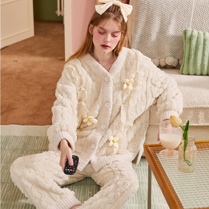 

Женская пижама, зимняя утепленная пижама из кораллового флиса, комплект для женщин, теплая зимняя Домашняя одежда, ночное белье с вязаным крючком цветком, пижамы