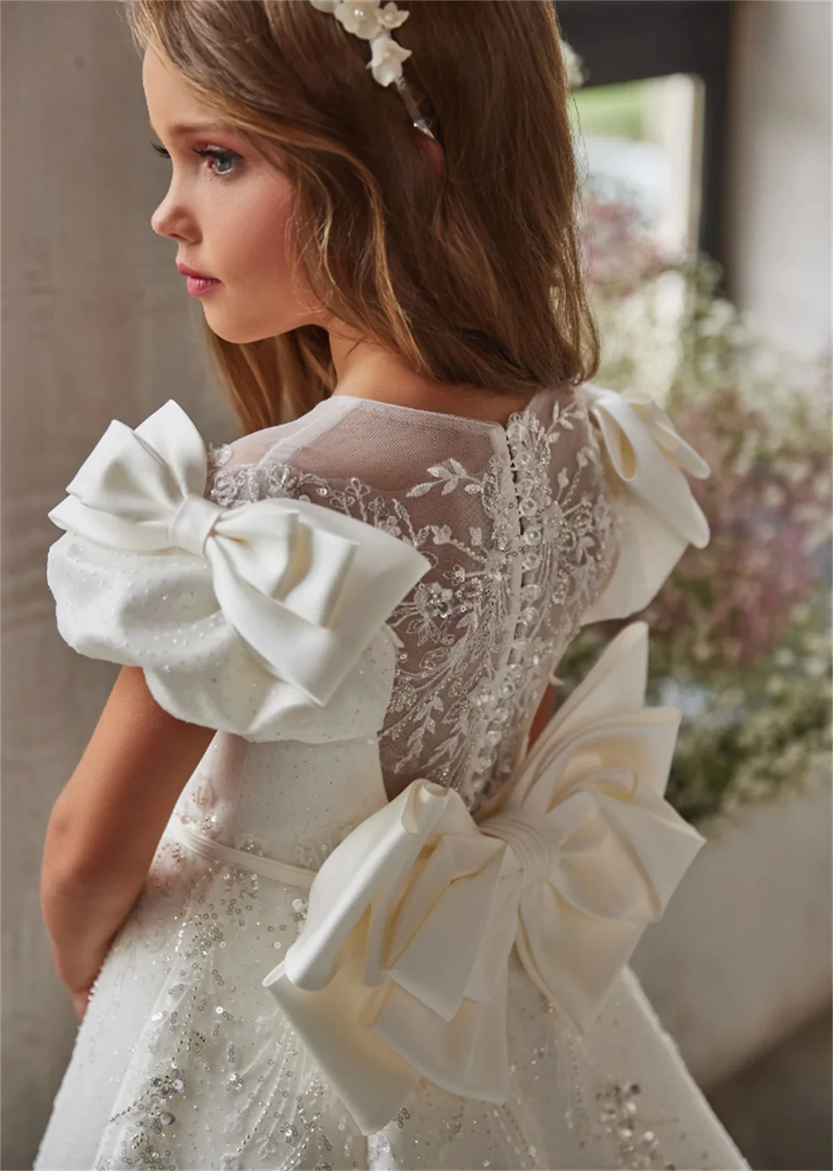 Satin Flower Girl Dress White Applique Lace for Wedding Neck Todder Puffy Princess Evening Party First Communion Ball Gown 3