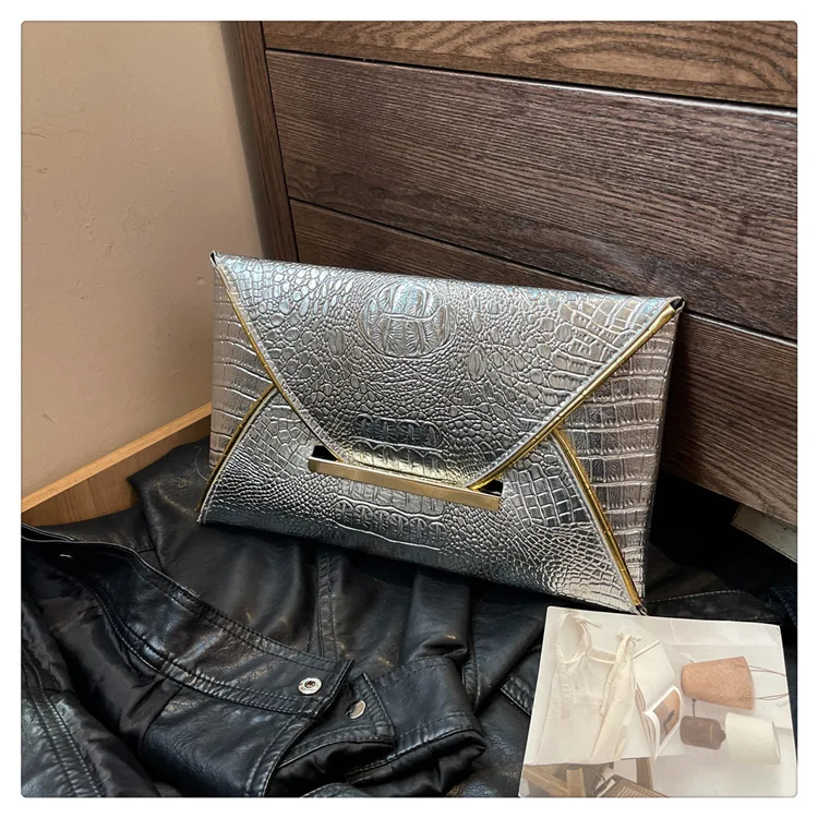Fashion Crocodile Pattern Envelope Clutch - Package