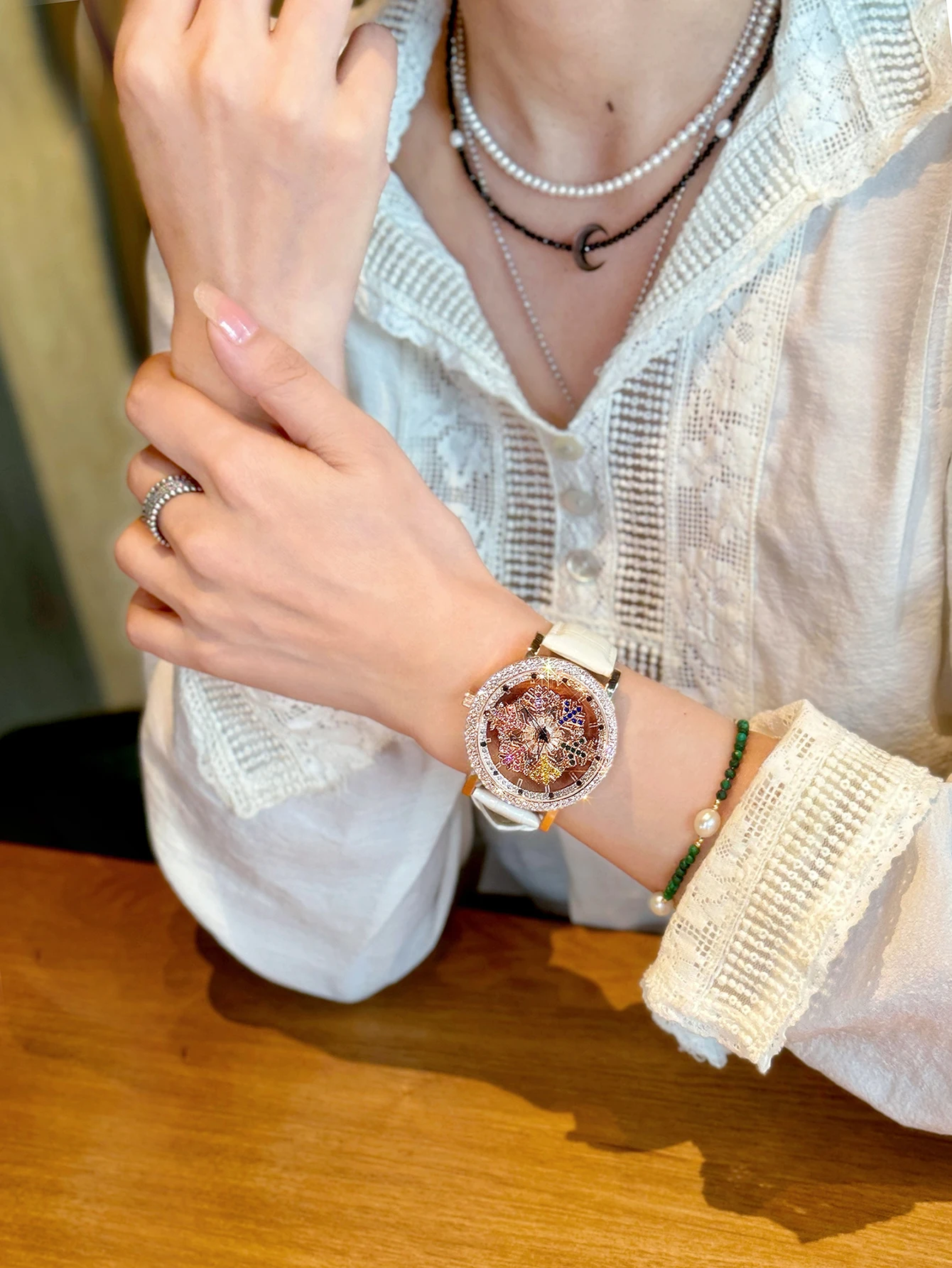Gold Elegant Ladies Quartz Watch with Snowflake Dial & Leather Strap