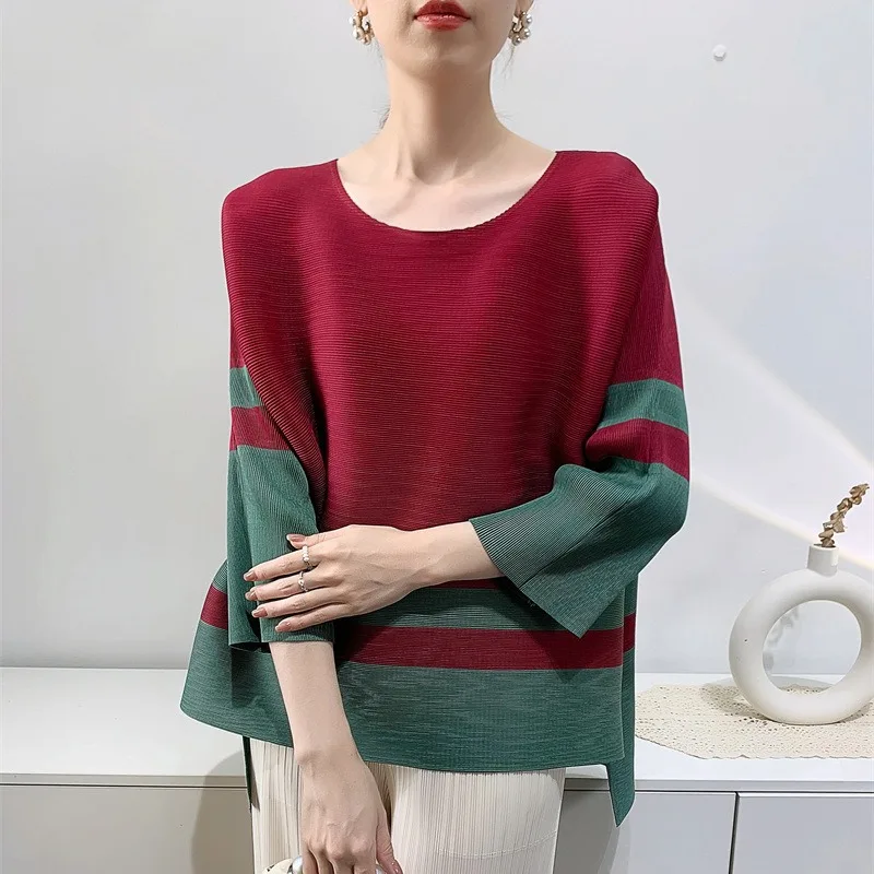 

Miyake 2024 Spring Summer Pleated Tops Women Color Blocking T-shirt Irregular Toothpick Pressed Clothes Niche Women's Clothing