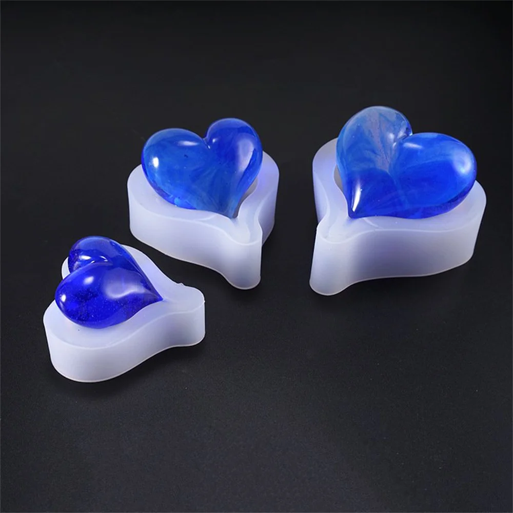 

3D Heart Shape Silicone Mold Cake Decor Baking Mold DIY Epoxy Resin Casting Mould for Keychain Pendants Jewelry Making Crafts