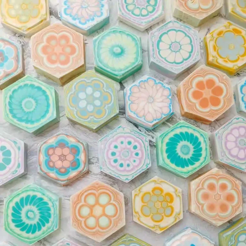 Kaleidoscope Handmade Aromatherapy Soap Flowers Flake Render Cold Making Essential Oil Soap Mold DIY Creative Modeling Mold