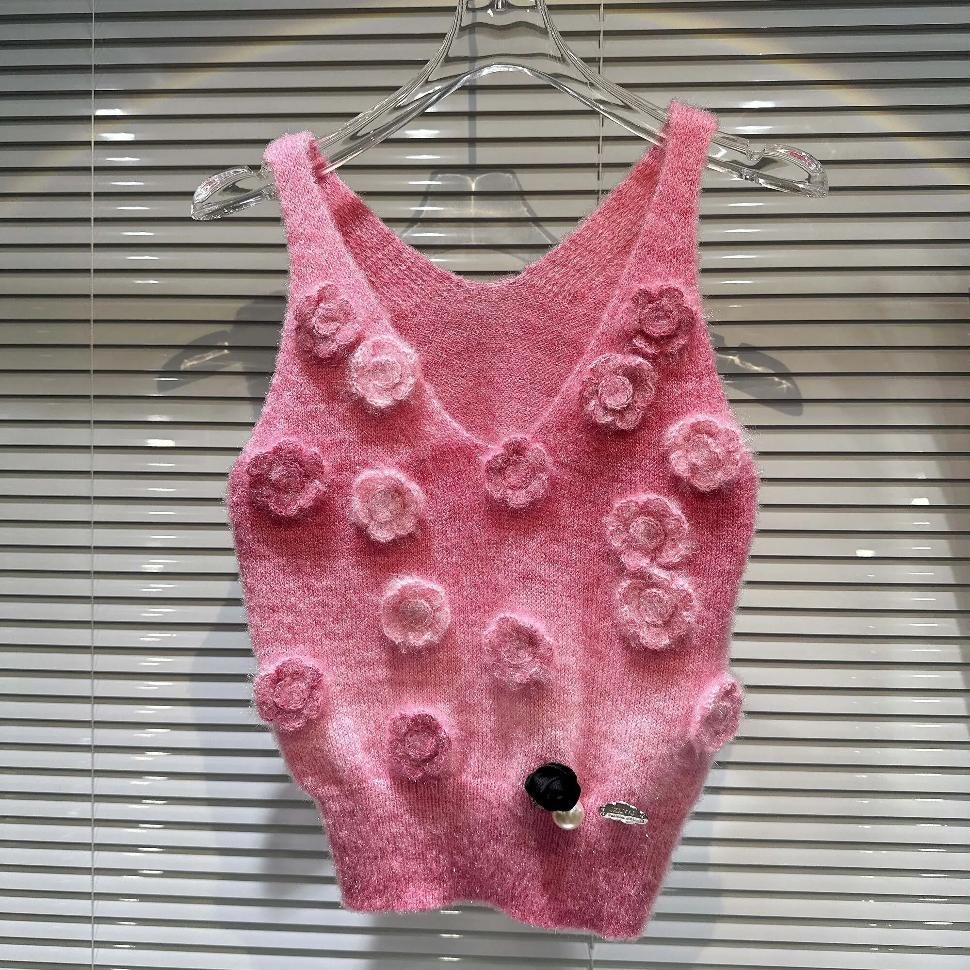 

Women's Pink Flower Sleeveless Knit Tops Cute Sweater Camis