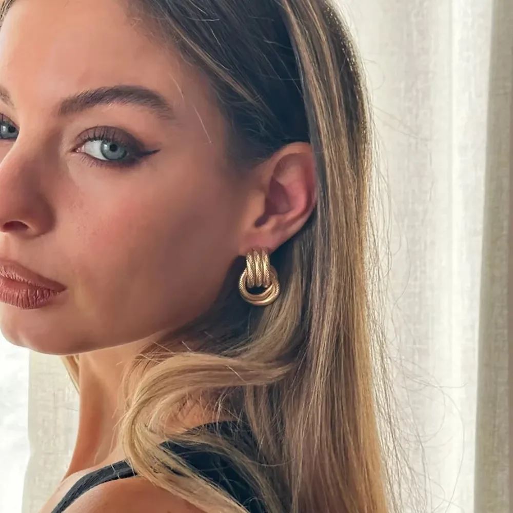 Premium Stainless Steel Striped Texture Earrings Three Layer Metal Knot Geometric Wing Hemispheres Stud Lightweight Jewelry Gift