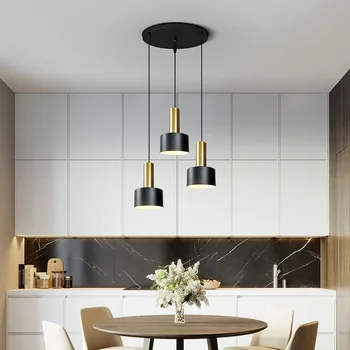 Nordic Three-Light Chandelier 1