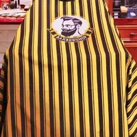 Cape de coupe de cheveux imprimée pour barbier, Cape de Salon imperméable à rayures jaunes et noires pour hommes, outil de coiffure professionnel 5