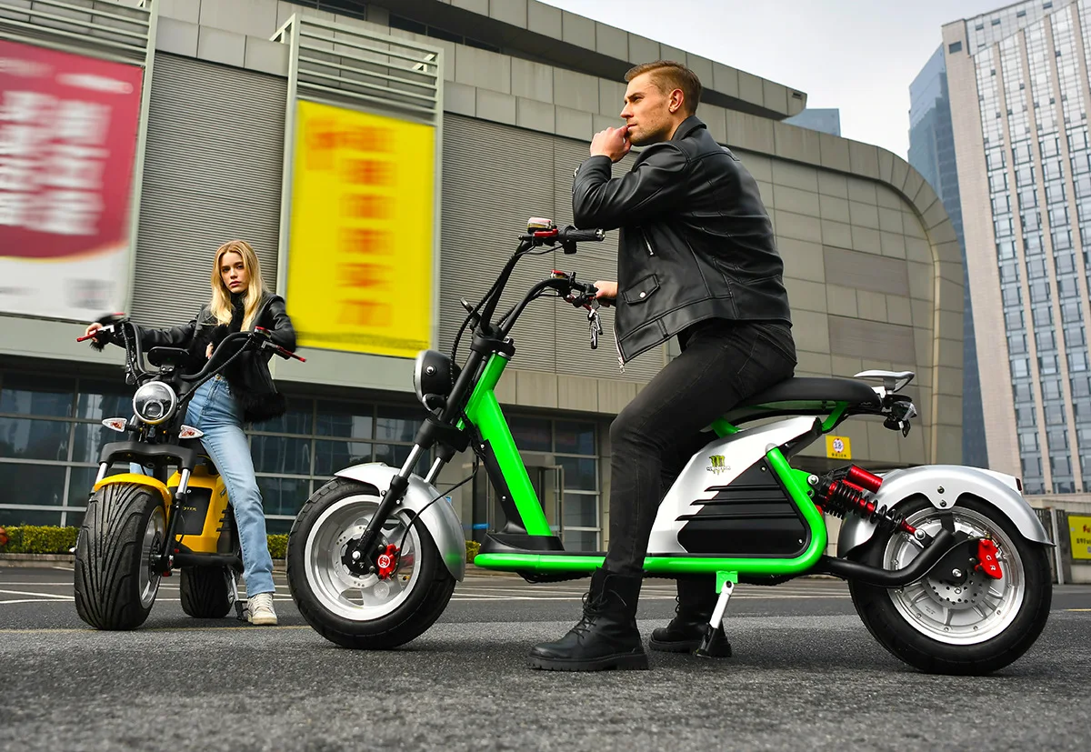 Sportsters Electric Lithium Battery 60V30A3000W City Coco Scooter Bobber Adult Travel Chopper Electric Scooter