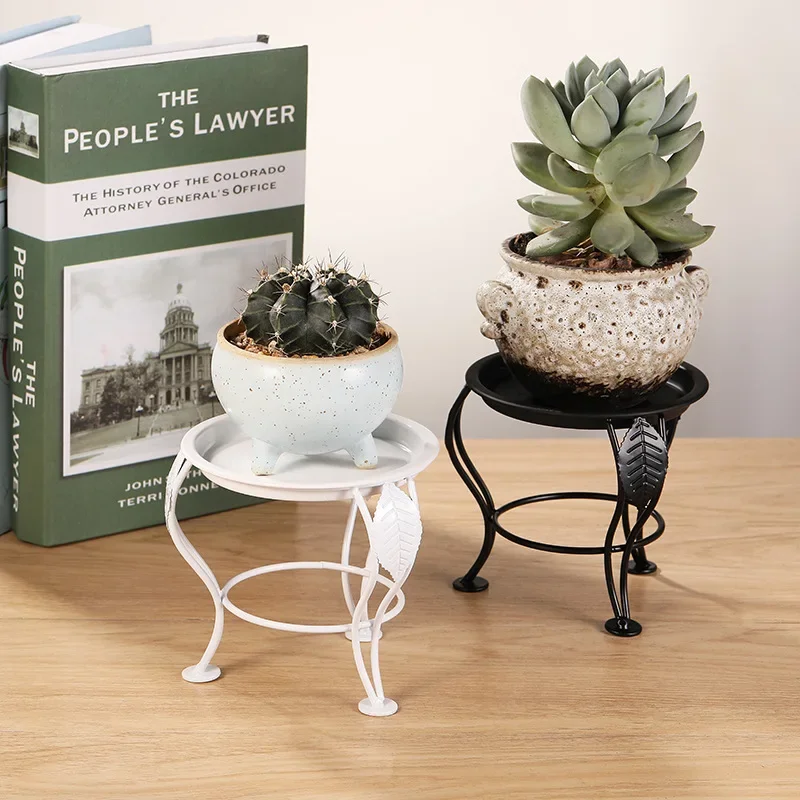 Mini Floor Standing Three Legged Potted Plant Stand Office Desk Succulent European Style Living Room Balcony Iron Flower Rack