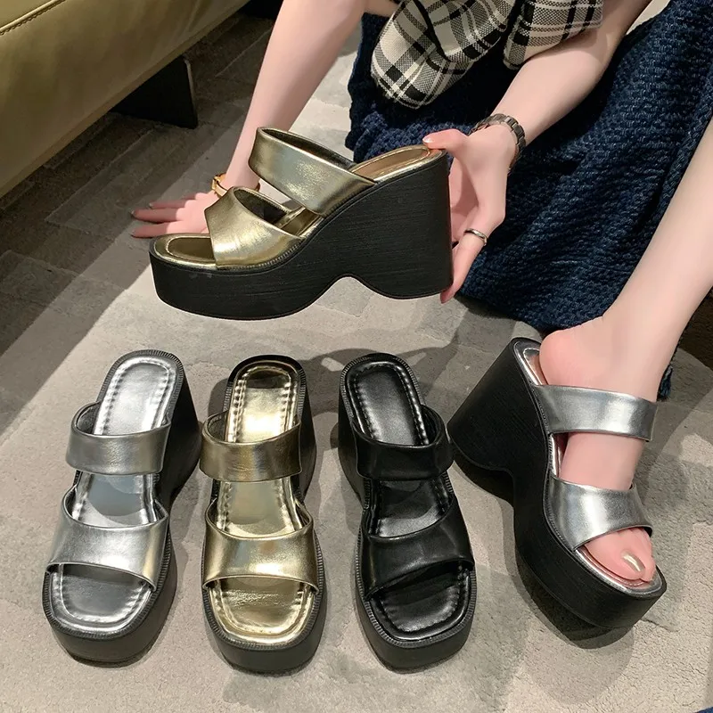 

2024 New Women Summer Slippers Ladies Glitter PU Wedges Shoes Female Casual Slingbacks Sandals Comfortable Platform Woman