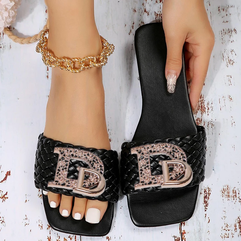 

Women Luxury Decor Flat Sandals Weave Charm Design Temperament Vacation Open-toe Casual Slides Party Elegant Office-Ladies Shoes