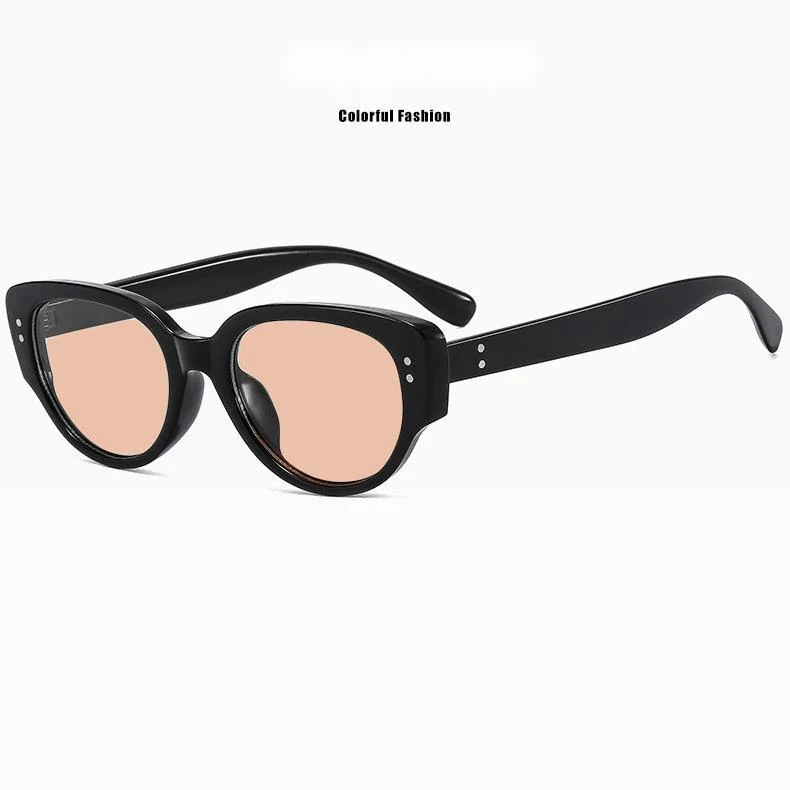 Women’s Cat Eye Sunglasses Black And White Retro Style Uv Protection_voghion.com