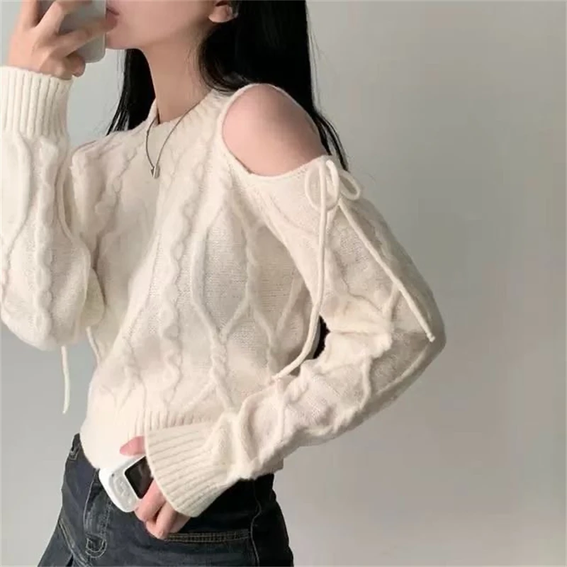Winter Lace Up Casual Jumper Korean Fashion Off-the-shoulder Pullover Women Sweater Autumn O Neck Loose Long Sleeve Knitted Tops