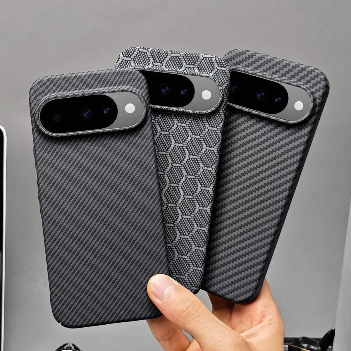 Magnetic Kevlar Carbon Fiber Textured Drop-Proof Phone Case