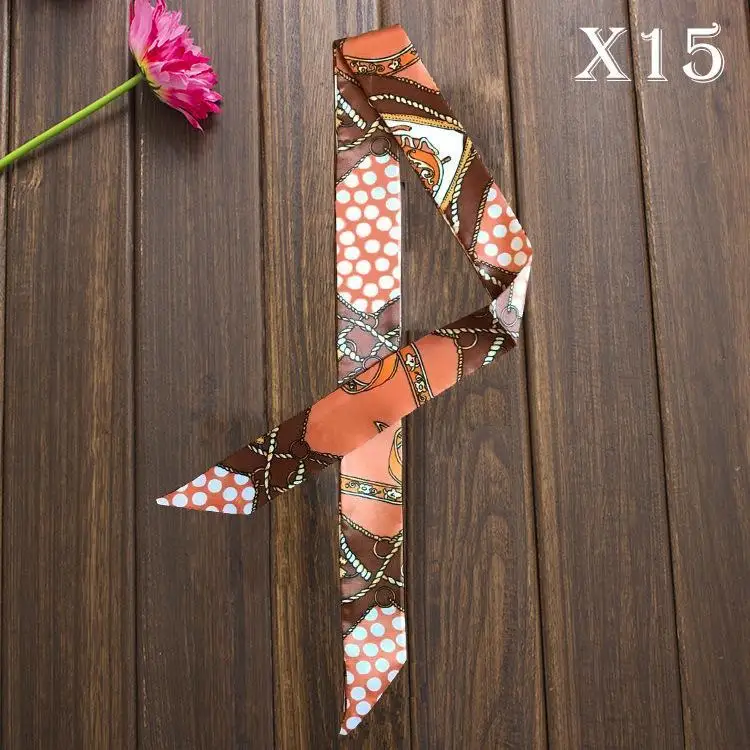 Chic Women's Fashion Accessory: Petite Scarf