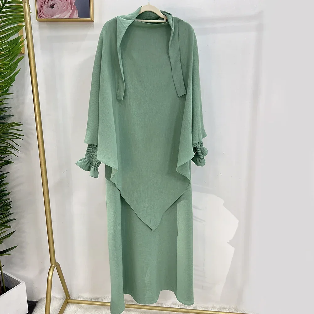 12 Light Green