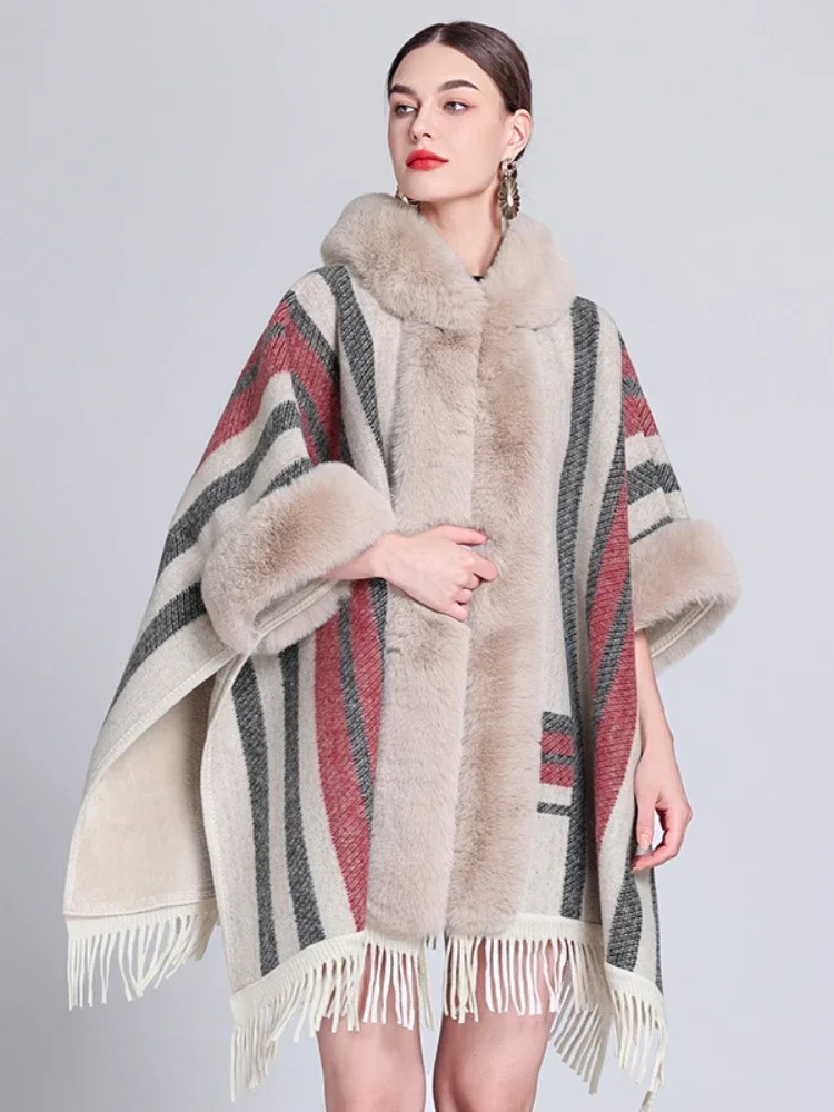 

New in Woman Autumn Coat Cloak Fashion Vintage Cape with Plush Thick Fur Collar Hooded Tassel Knitted Street Wearing Cape Shawls