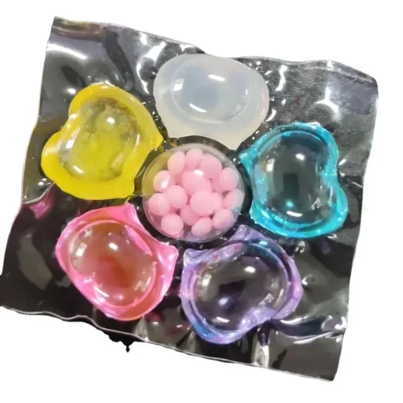 6-in-1 Laundry Beads Lasting Fragrance Decontamination Concentrated Laundry Liquid Stain Cleaning Balls