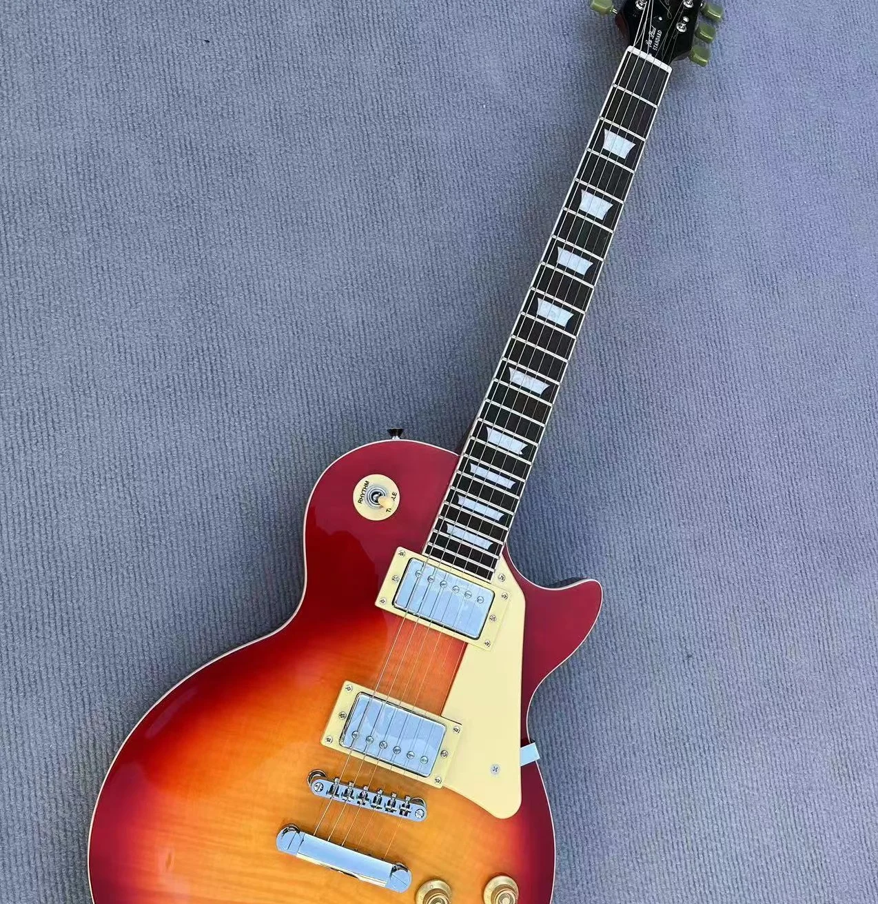 

Relic Electric Guitar Flamed Maple Top 1959 Tribute to Gary Moore Peter Green Smoked Sunburst One Piece Body and Neck FSAVVA