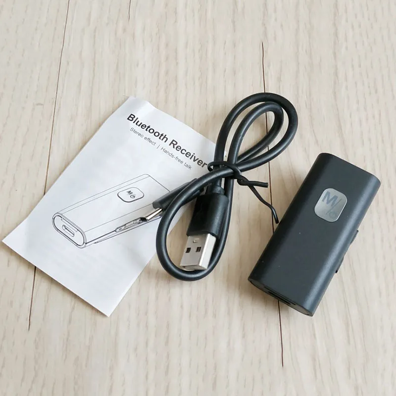 Bluetooth adapter Bluetooth audio receiver Bluetooth transceiver adapter Audio adapter Bluetooth aux adaptor Wireless Bluetooth-compatible Receiver Transmitter Adapter 3.5mm AUX Jack Audio Support Microphone 5.0 MP3 Player A7
