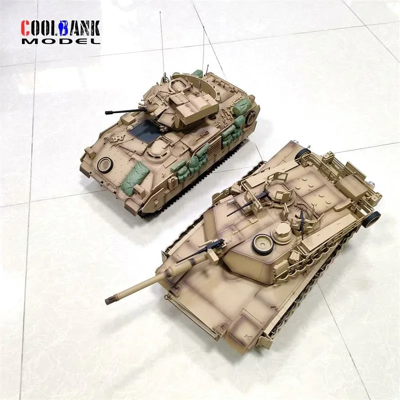 Tank 1/16 M2a2 Infantry 2.4g Smoke Rc Car Simulation Model Acoustic And Optical Tracked Off Road Climbing Birthday Gifts Toys 4