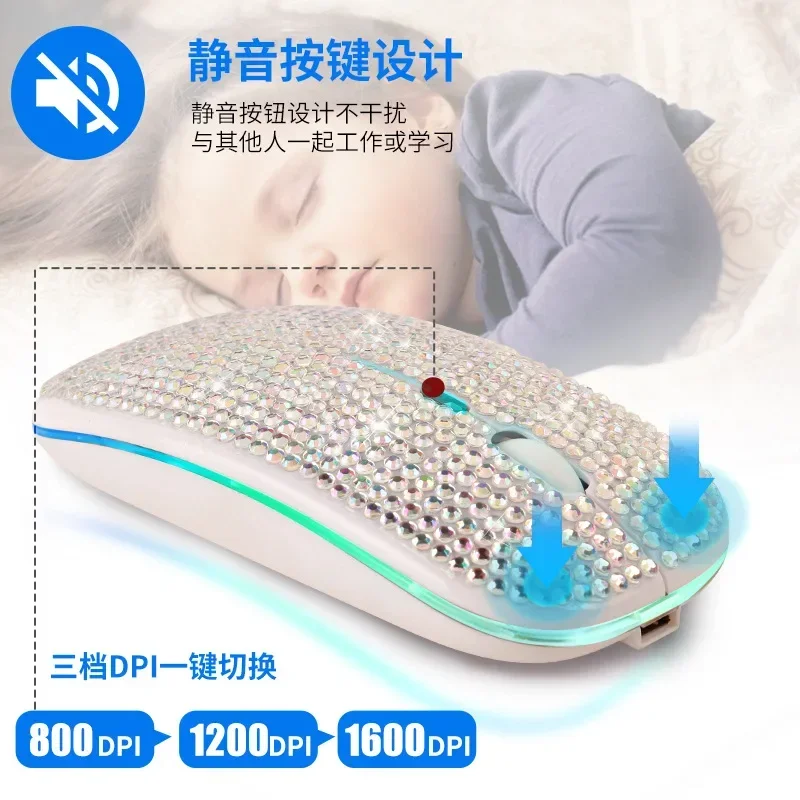 Forma a Cuore Realizzata Con Il Cavo Del Mouse Del Computer Su Sfondo