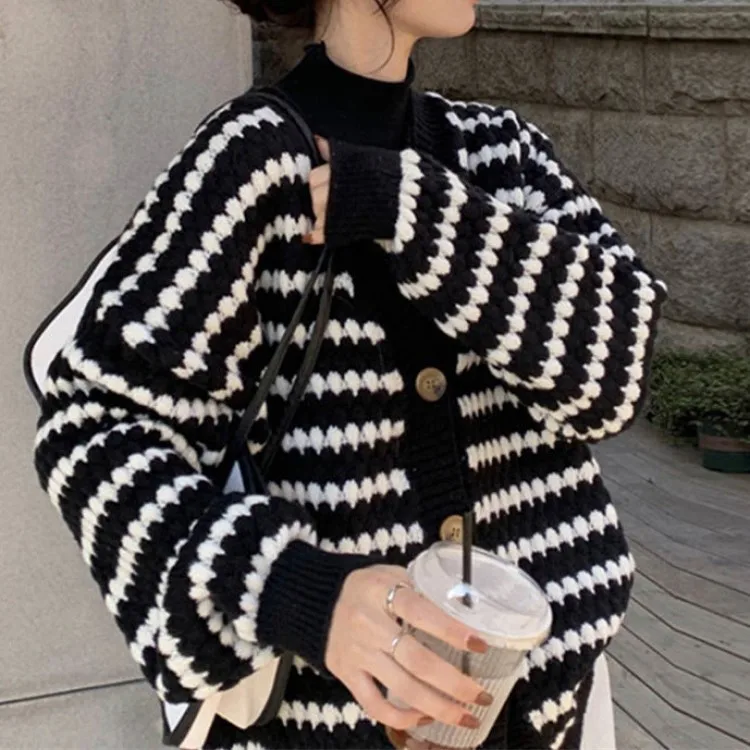 

Elegantes Striped Cardigan for Women Autumn Winter Loose V Neck Thick Knitwear Outwear Lazy Causal Sweaters Korean Fashion Coat