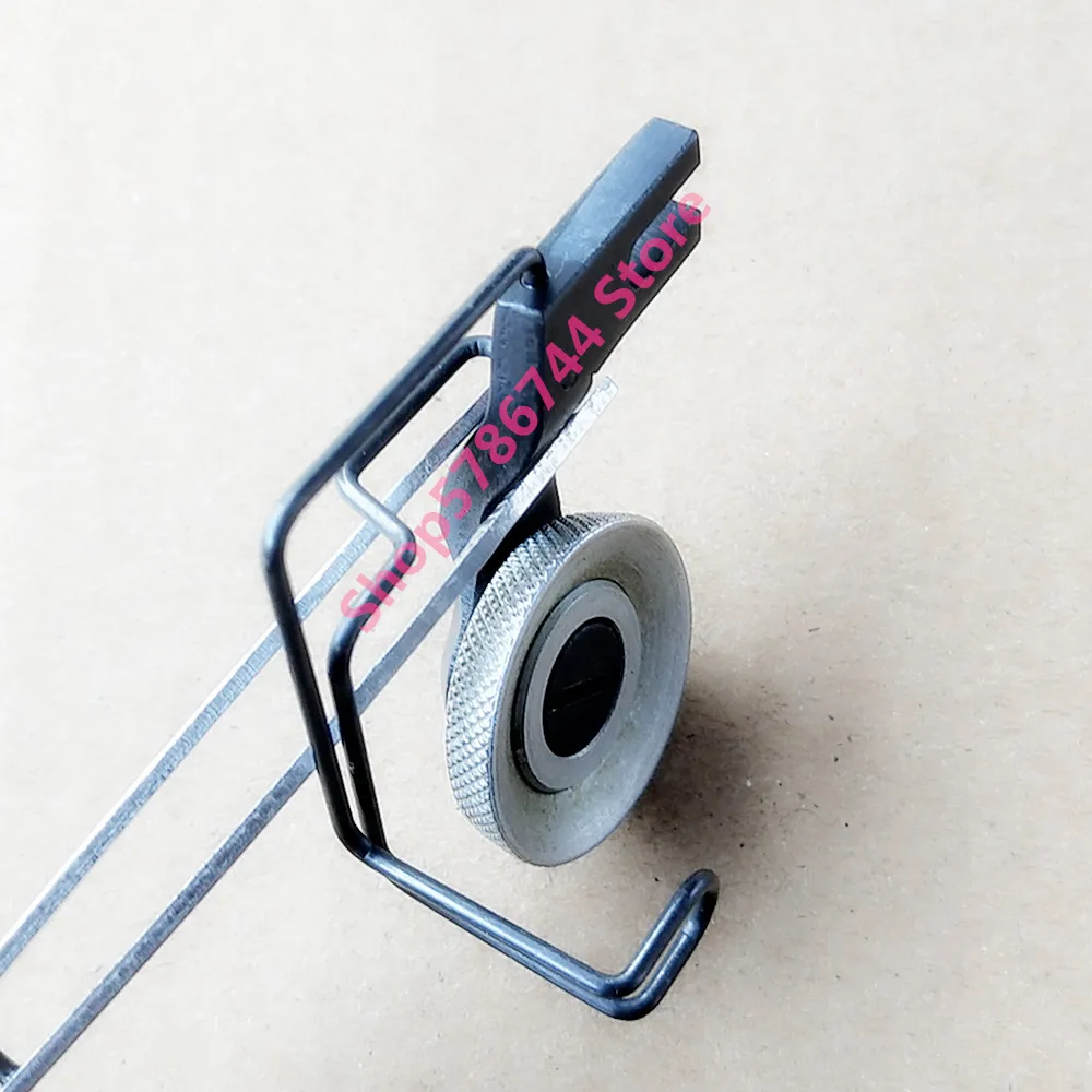 

Roller Feet For Post-Bed Roller Feed Lockstitch Sewing Machine,The best quality