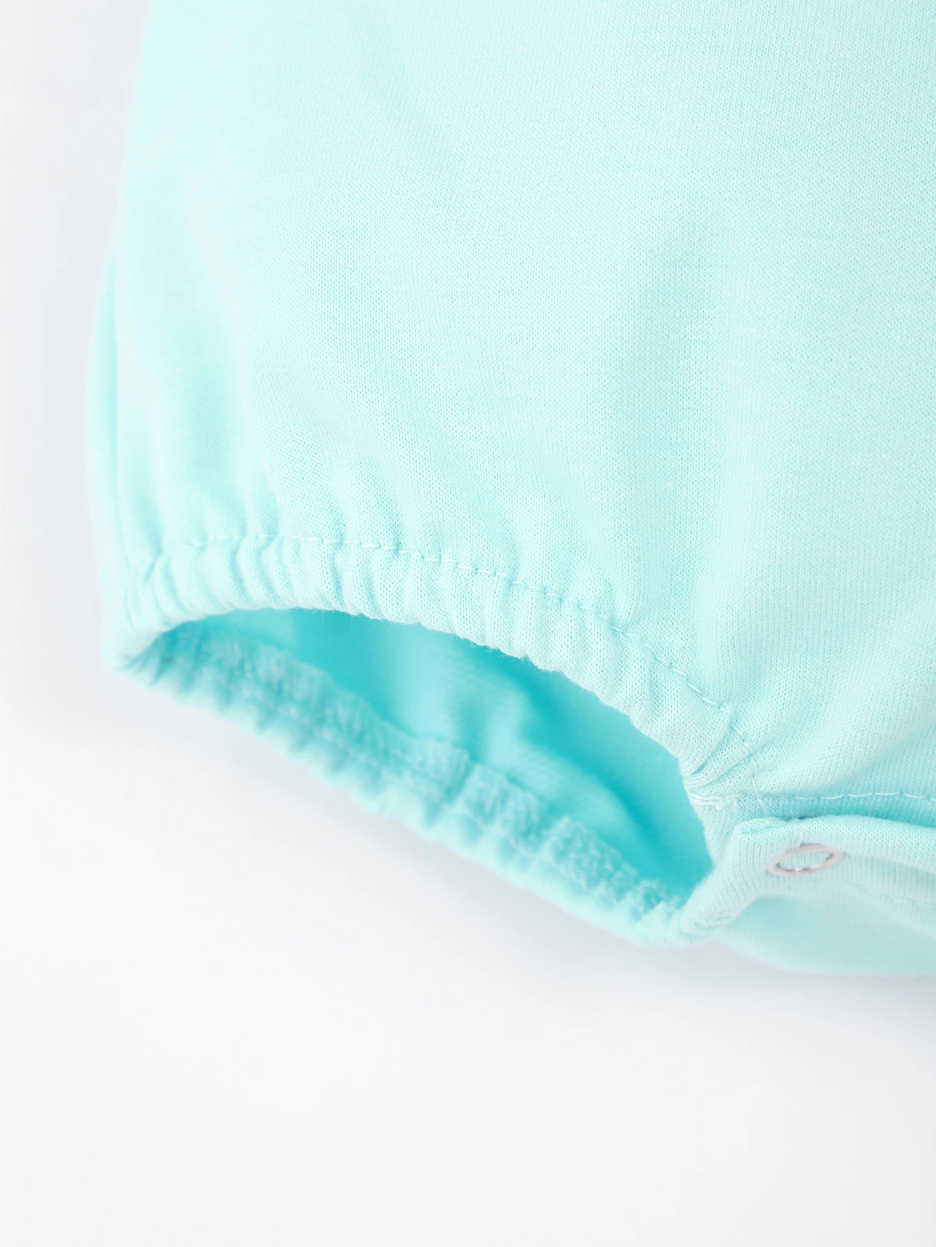 Рисунок 5 - Рождественская одежда для маленьких девочек