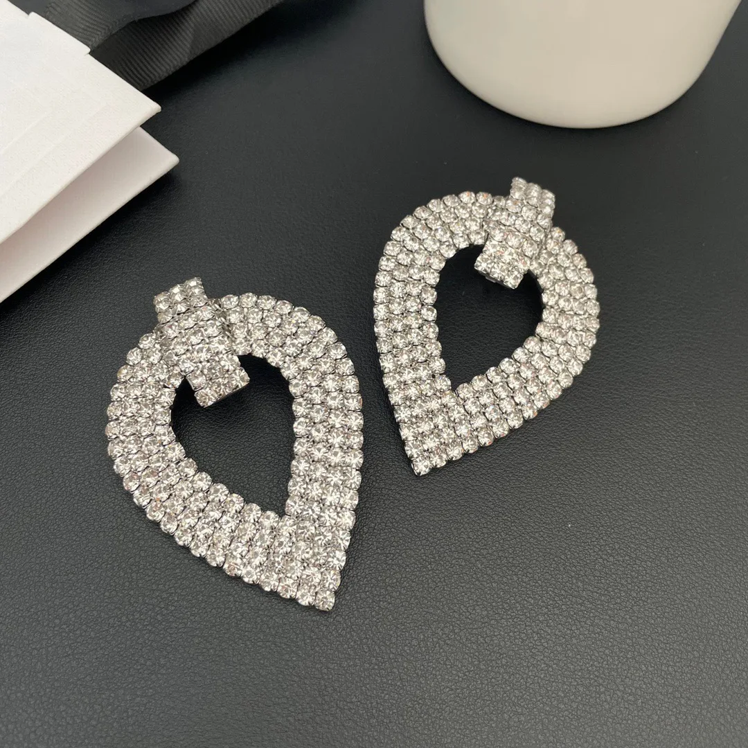 Earrings Temperament Fashion Light Luxurious Heart Geometric Ear Clip For Women Aretes De Mujer Pendientes Boucle D’Oreille