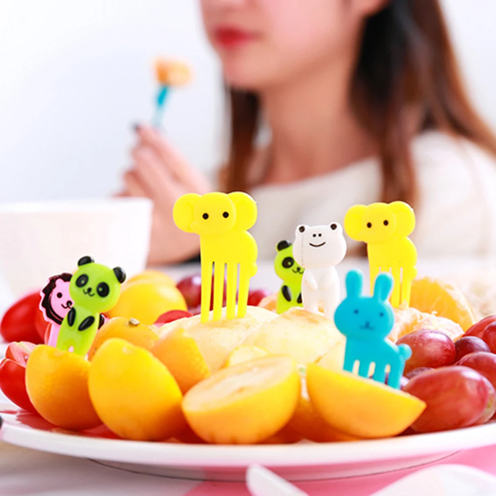 https://ae01.alicdn.com/kf/S0d9aa528cc29403e8fd1ec2ed65bdd13n/New-Food-Picks-Cute-Animal-Farm-Mini-Cartoon-Fruit-Fork-Fork-Bento-Box-Dessert-Spoon-And.jpg