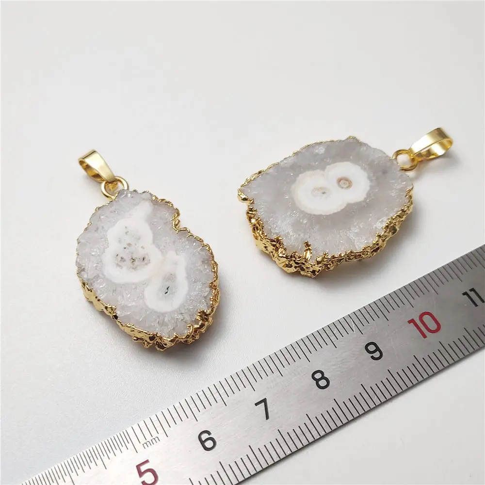 FUWO Wholesale 5Pcs Natural Stalactite Flower Pendant,Golden Plated Irregular White Crystal Accessories For Jewelry Making PD262 4