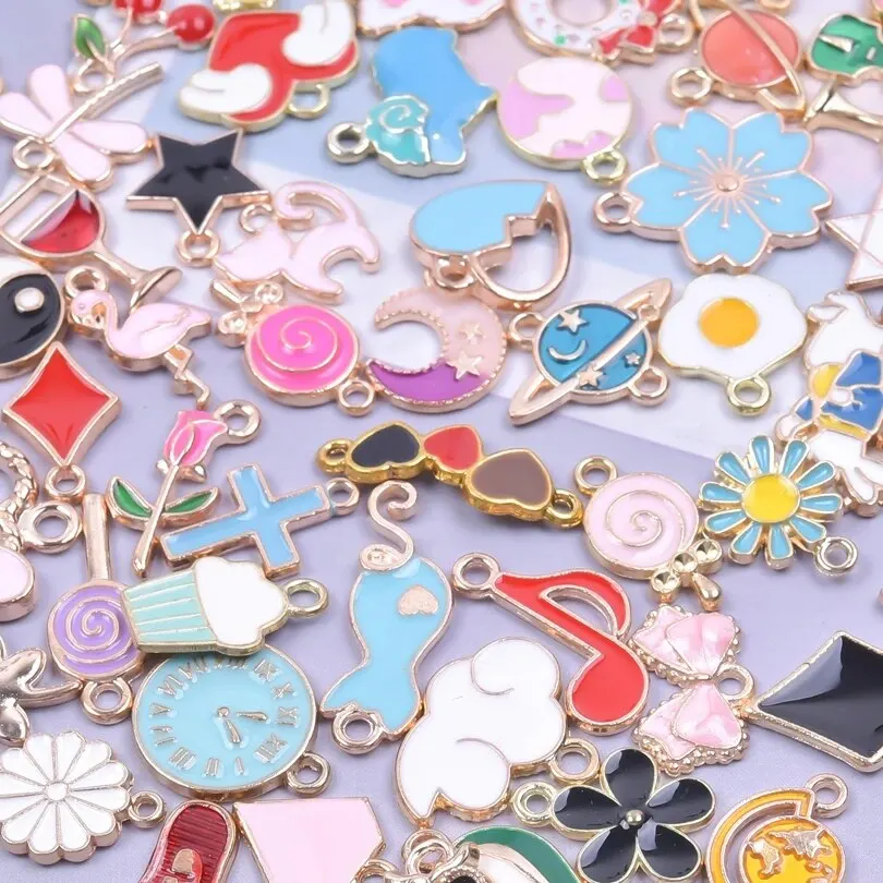 50Pcs/Lot Random Mix Styles Animal Flower Heart Charms Assorted Enamel Fruit Pendant Handmade DIY Jewelry Making Wholesale Bulk