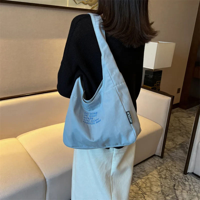 Women's Shoulder Bag Canvas Trend Cross Designed Embroidery Large Capacity Cloth Bag College Students Big Messenger