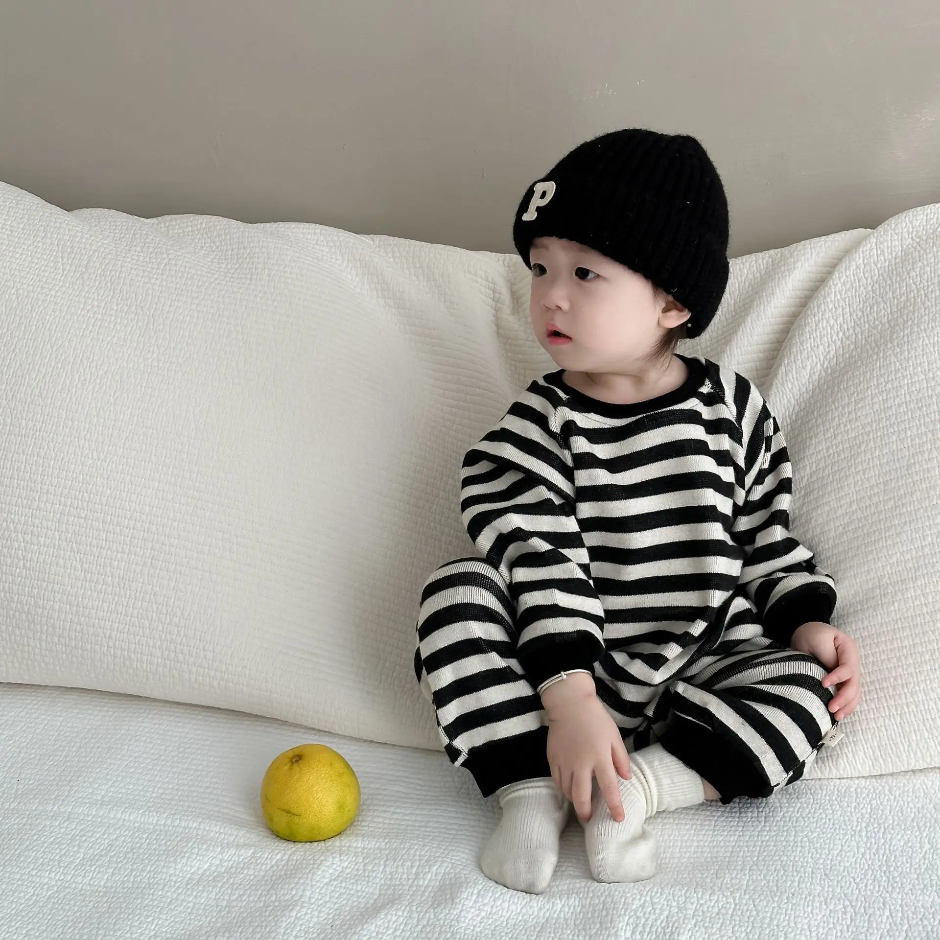 

Autumn Winter Knitwear Newborn Dots Knitted Jumpsuit Boy Girl Baby Knit Striped Casual Romper Infant Cotton Knitting One-piece