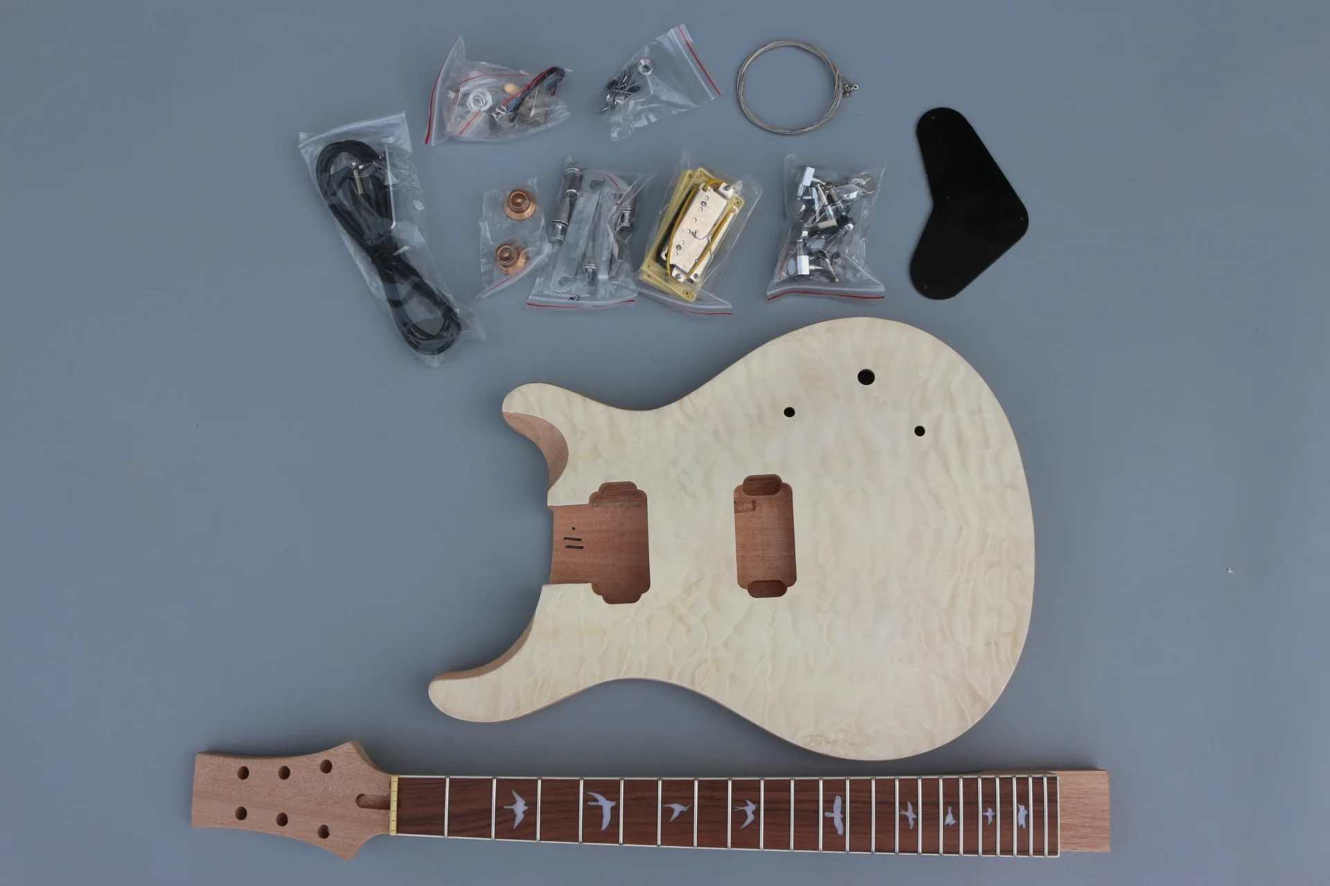 

Yinfente 1Set Electric Guitar Kit Guitar Body Guitar Neck 22fret 24.75inch Rosewood Fretboard Bird Inlay with Guitar Hardwares